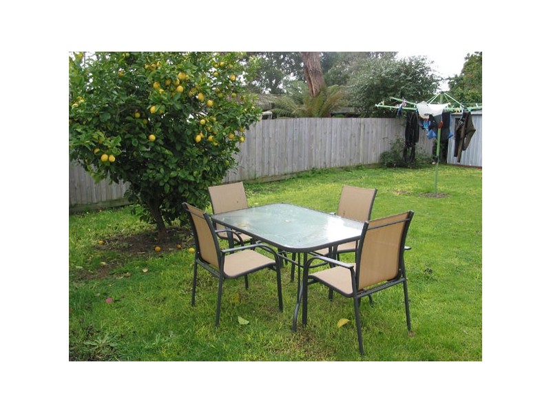 145 Ninth Avenue, Rosebud VIC 3939