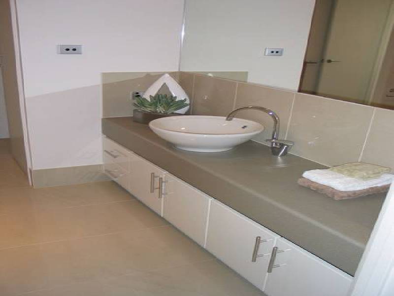 16 Parkmore Road, Rosebud VIC 3939