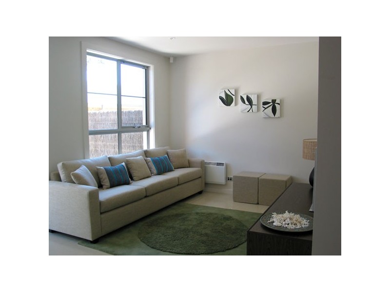 16 Parkmore Road, Rosebud VIC 3939