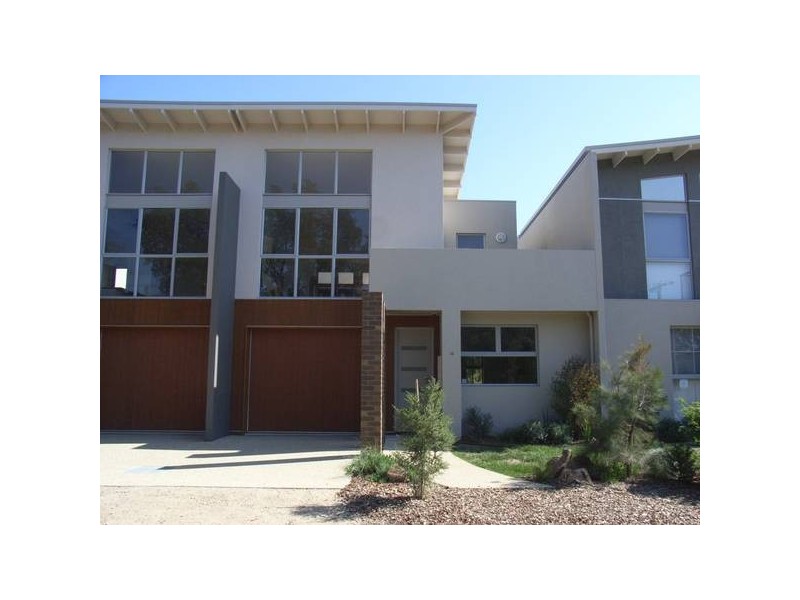 16 Parkmore Road, Rosebud VIC 3939