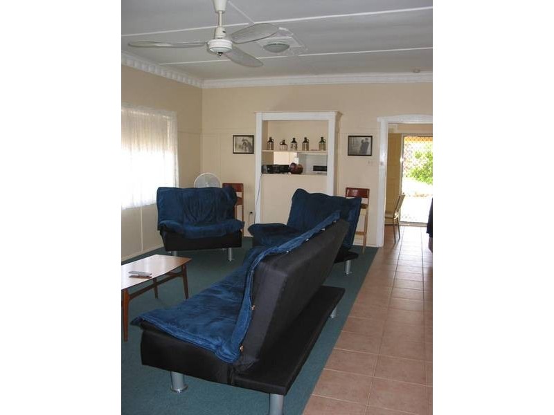 19 First Avenue, Rosebud VIC 3939