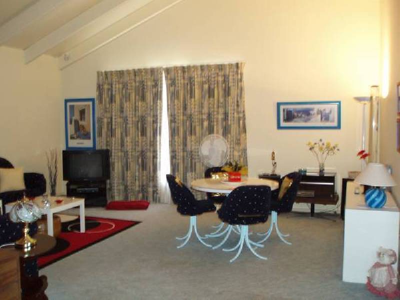 102 Second Avenue, Rosebud VIC 3939