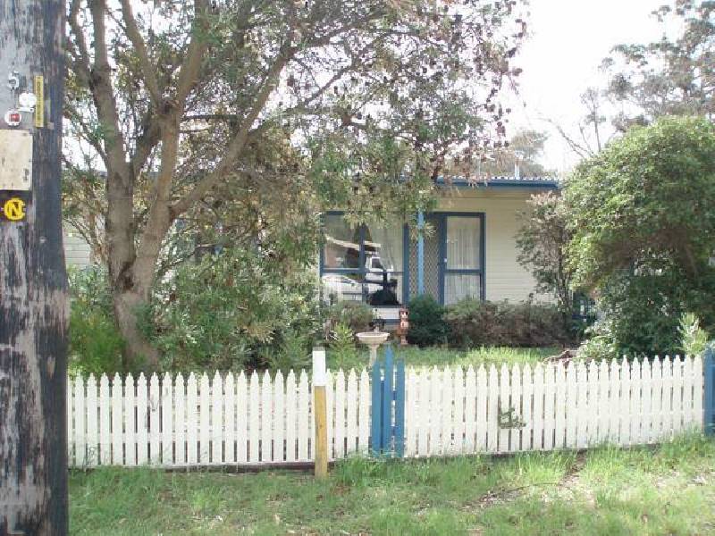 10 Hakea Avenue, Rosebud West VIC 3940