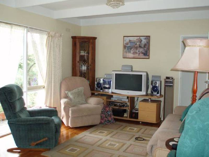 10 Hakea Avenue, Rosebud West VIC 3940