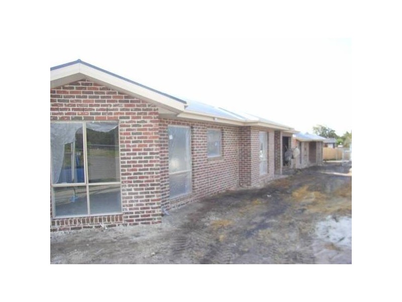 10 & 12 Mount Arthur Avenue, Rosebud VIC 3939