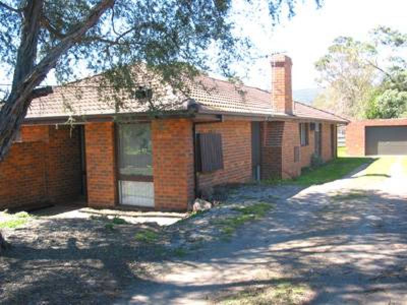 Leon Avenue, Rosebud VIC 3939