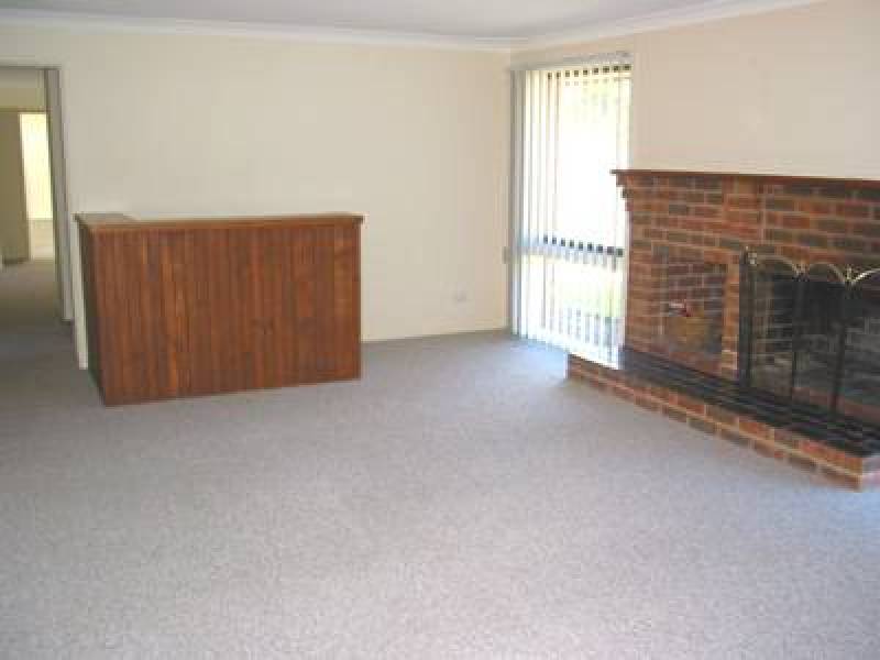 Leon Avenue, Rosebud VIC 3939