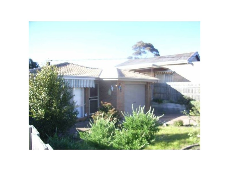 19 Fifth Avenue, Rosebud VIC 3939