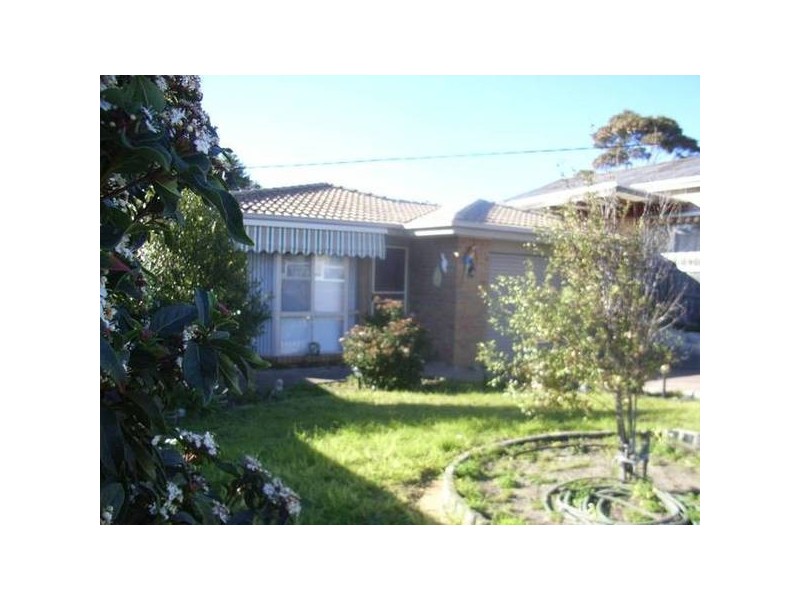 19 Fifth Avenue, Rosebud VIC 3939