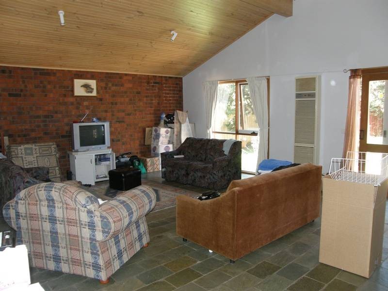 42 Dromana Parade, Safety Beach VIC 3936