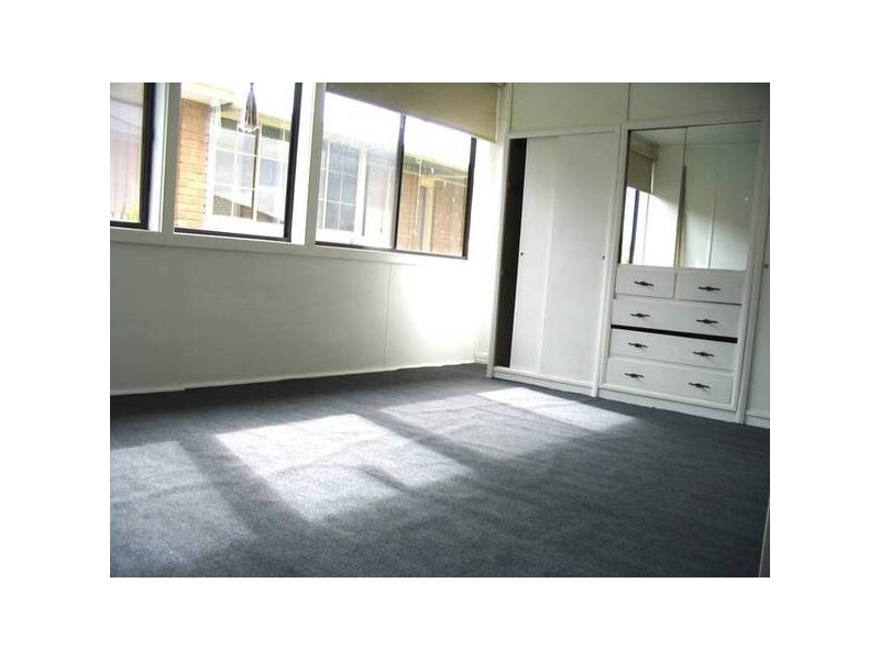 First Avenue, Rosebud VIC 3939