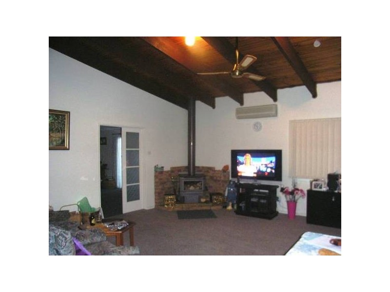 8 George Street, Safety Beach VIC 3936