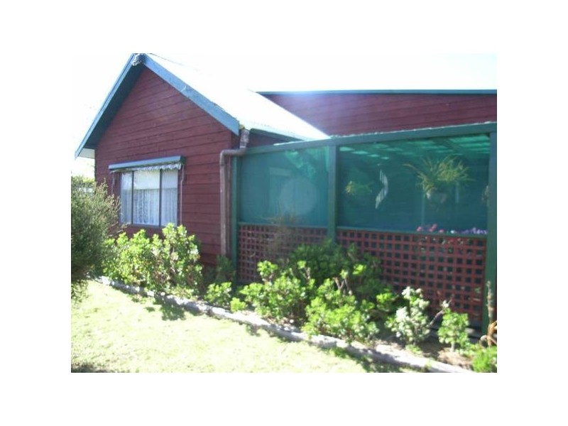 8 George Street, Safety Beach VIC 3936