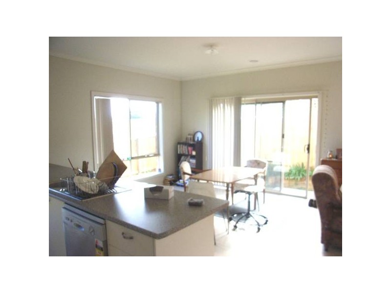 2/50 Austin Avenue, Mccrae VIC 3938