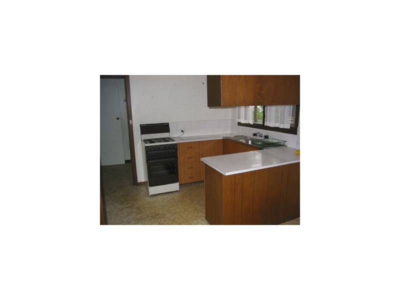 4 Besgrove Street, Rosebud VIC 3939