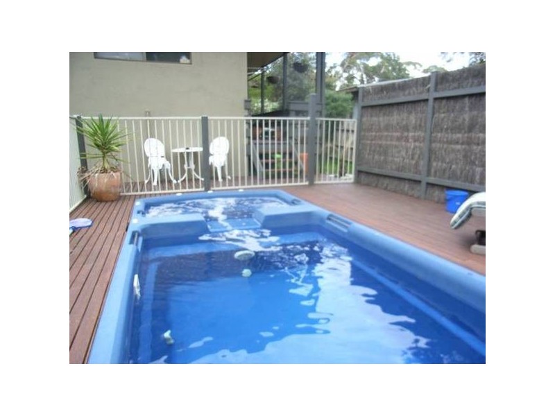 300 Bayview Road, Rosebud VIC 3939