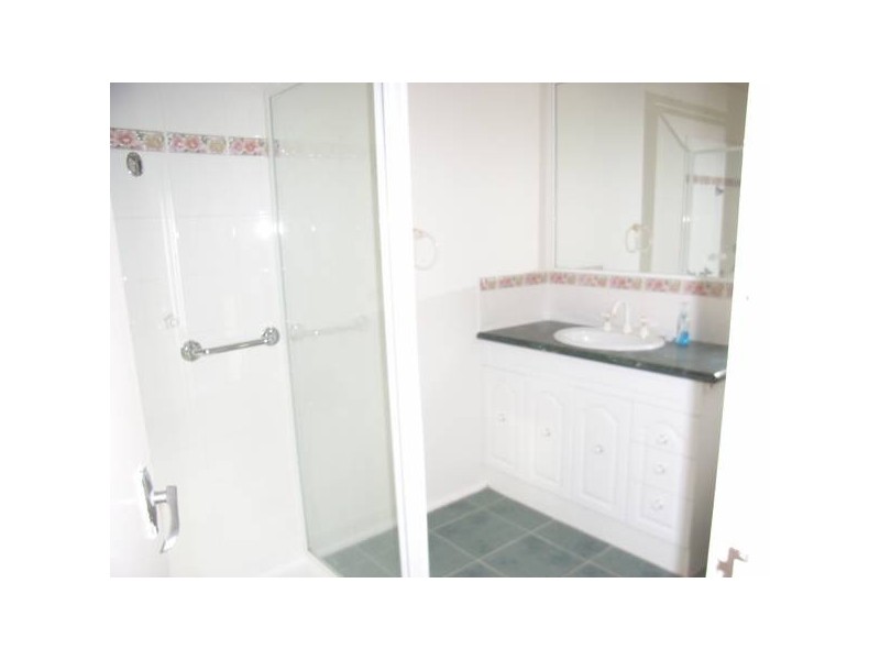 10 Hakea Avenue, Rosebud West VIC 3940