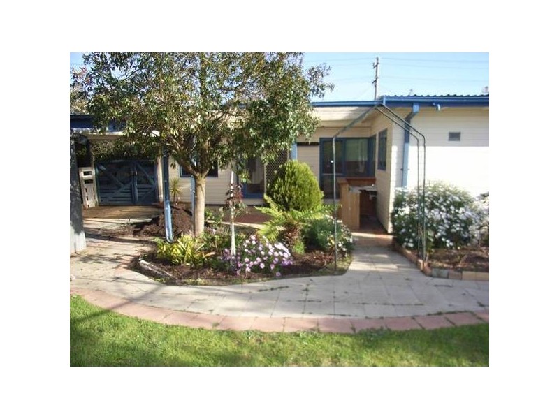 10 Hakea Avenue, Rosebud West VIC 3940