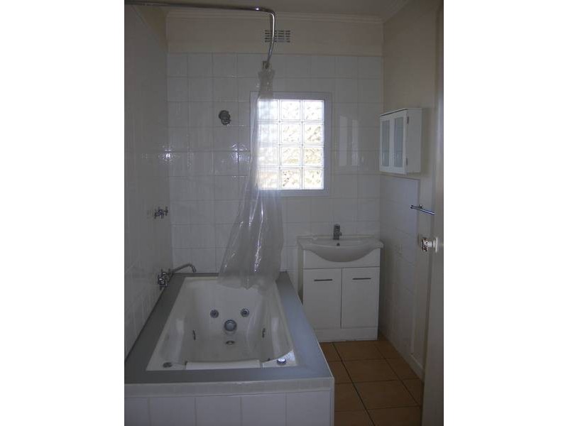 72 Boneo Road, Rosebud VIC 3939