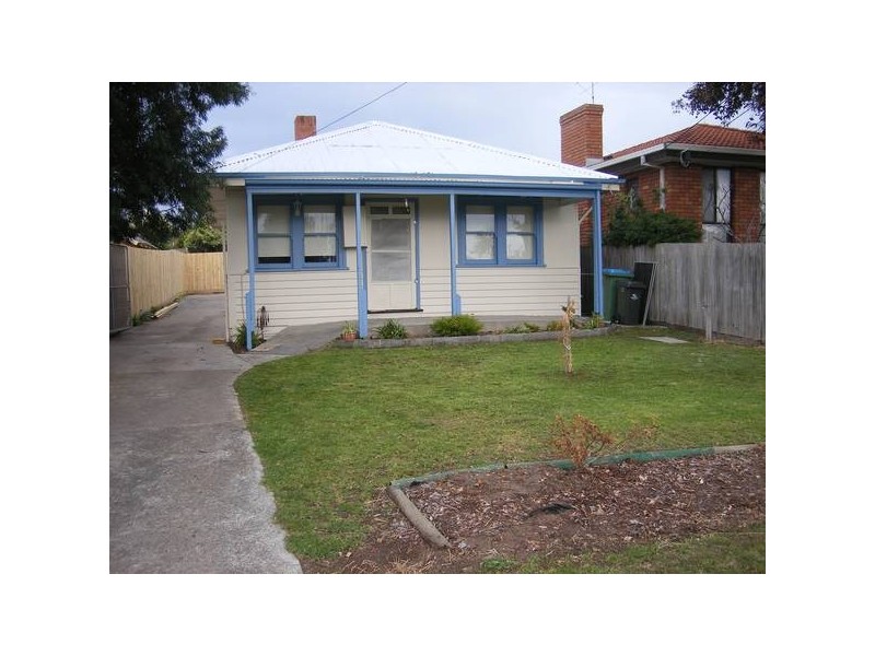 19 Third Avenue, Rosebud VIC 3939