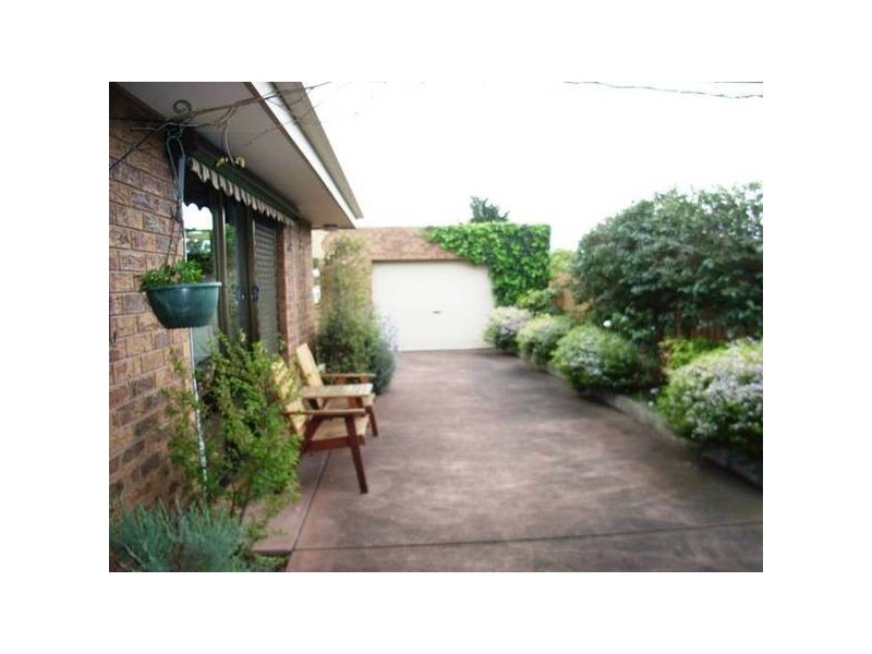 74 Leon Avenue, Rosebud VIC 3939