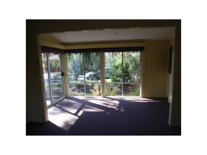 7 Marks Avenue, Rosebud West VIC 3940