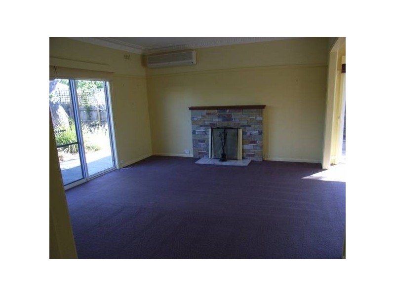 7 Marks Avenue, Rosebud West VIC 3940