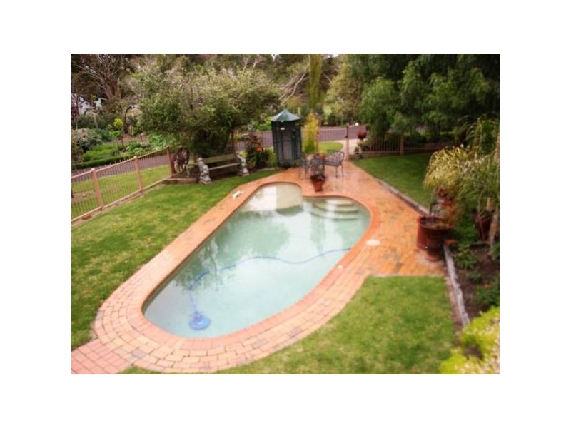 18 Grenfell Way, Rosebud VIC 3939