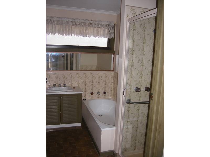 29 Dunsmuir Drive, Rosebud VIC 3939