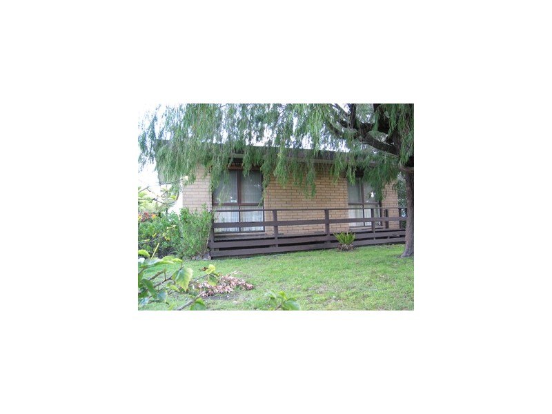 1 Lawson Crescent, Rosebud VIC 3939