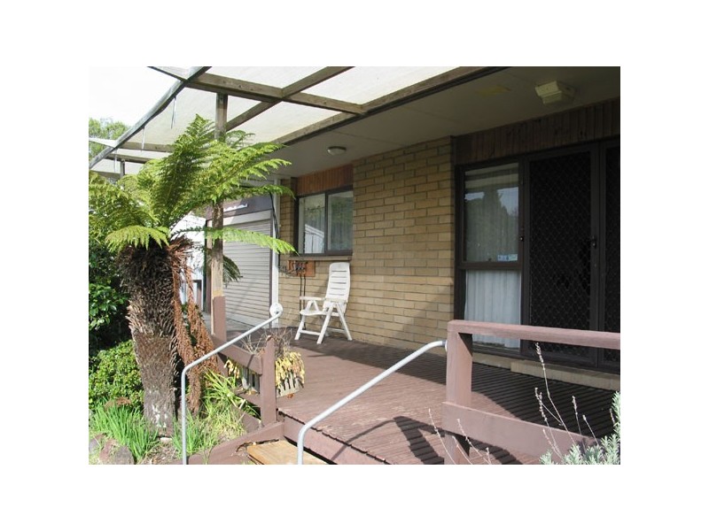 1 Lawson Crescent, Rosebud VIC 3939