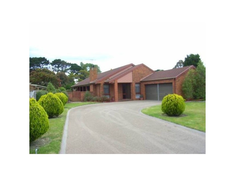 17 Cleek Crescent, Rosebud VIC 3939