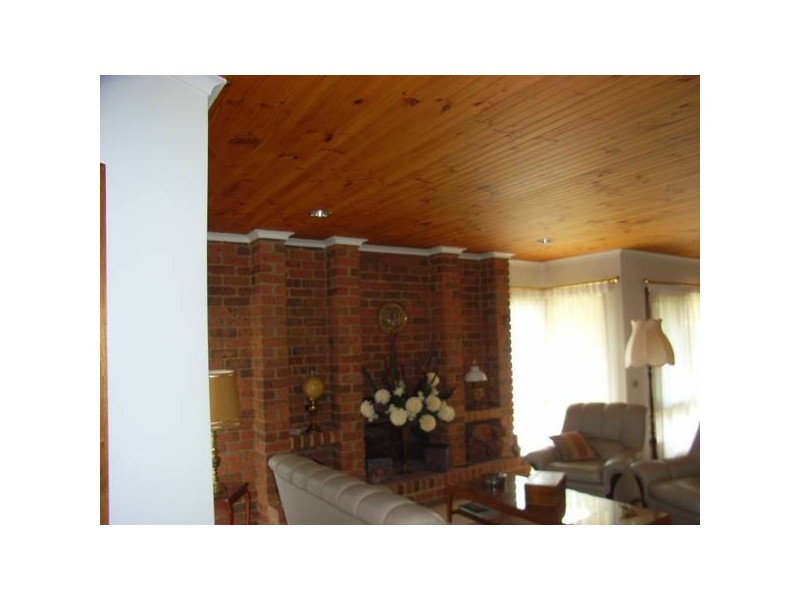 17 Cleek Crescent, Rosebud VIC 3939