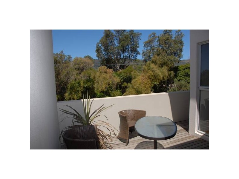 6 Parkmore Road, Rosebud VIC 3939
