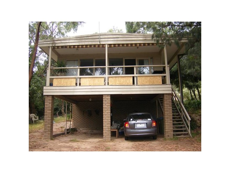 16 Dorothy Court, Mccrae VIC 3938