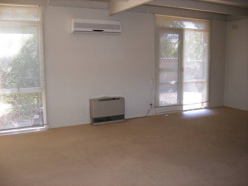 12 Terry Street, Rosebud West VIC 3940