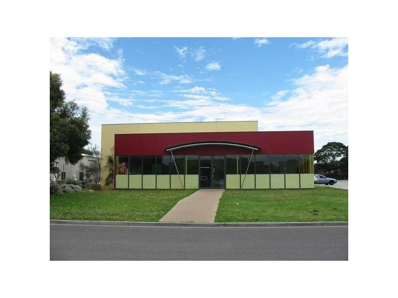 Factory 2/18 Henry Wilson Drive, Rosebud VIC 3939
