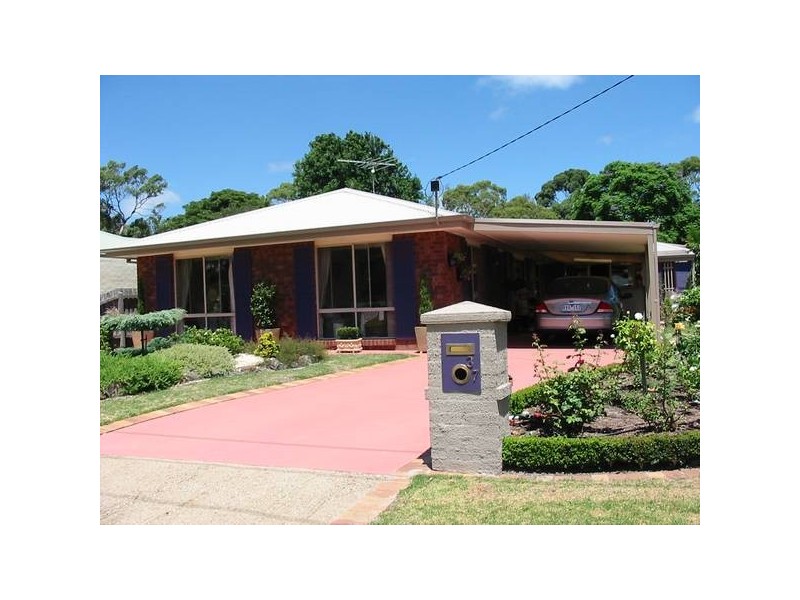 37 & 39 Nixon Street, Rosebud VIC 3939