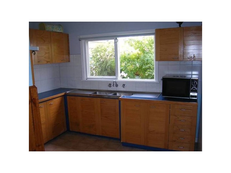 12 Fifth Avenue, Rosebud VIC 3939