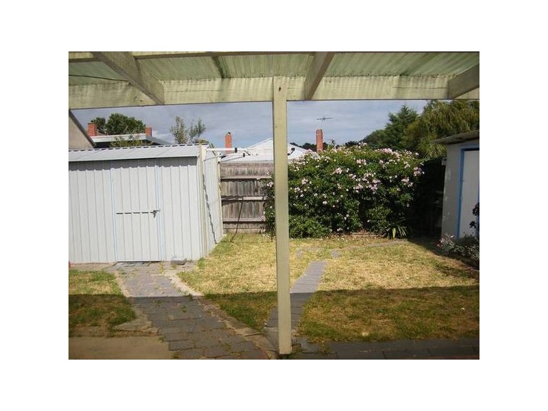 12 Fifth Avenue, Rosebud VIC 3939