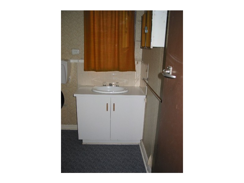 2/75 Ninth Avenue, Rosebud VIC 3939