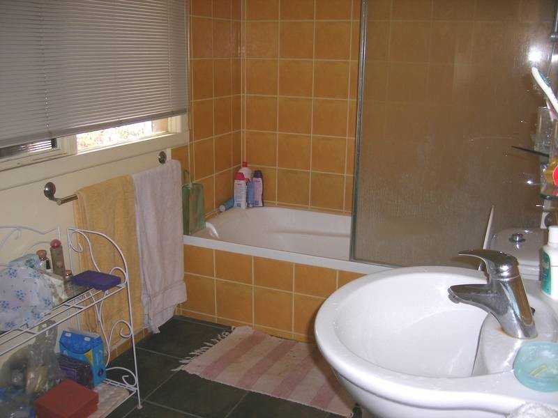 36 Seventh Avenue, Rosebud VIC 3939