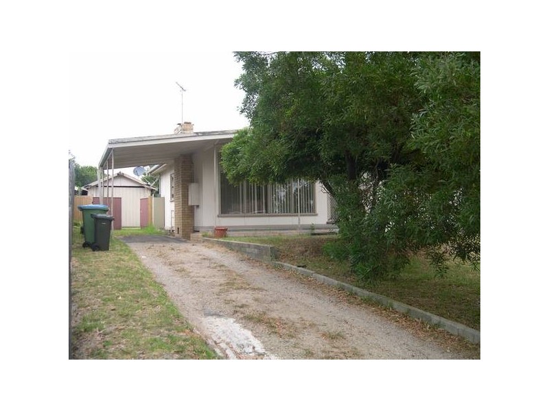 15 Cass Street, Rosebud VIC 3939