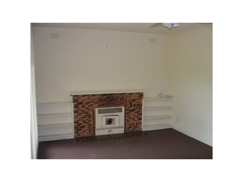 15 Cass Street, Rosebud VIC 3939