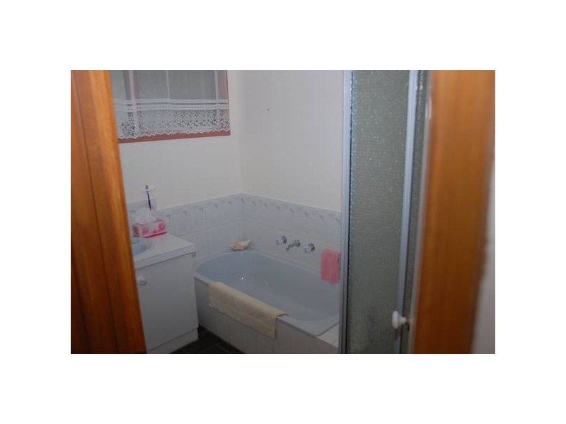 6 Bellbangra Avenue, Rosebud VIC 3939