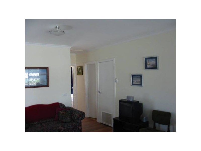 95 Fifth Avenue, Rosebud VIC 3939