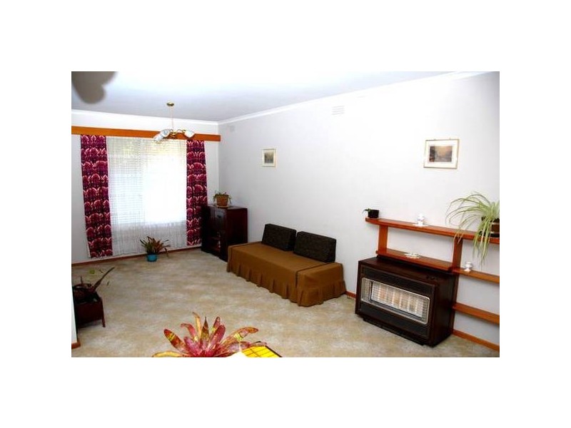 10 Koorong Avenue, Rosebud VIC 3939