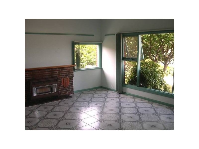 16 Morgan Street, Rosebud VIC 3939