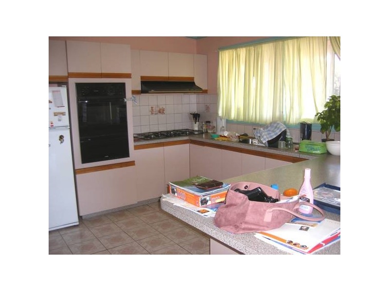 43 Tarwarri Avenue, Rosebud West VIC 3940