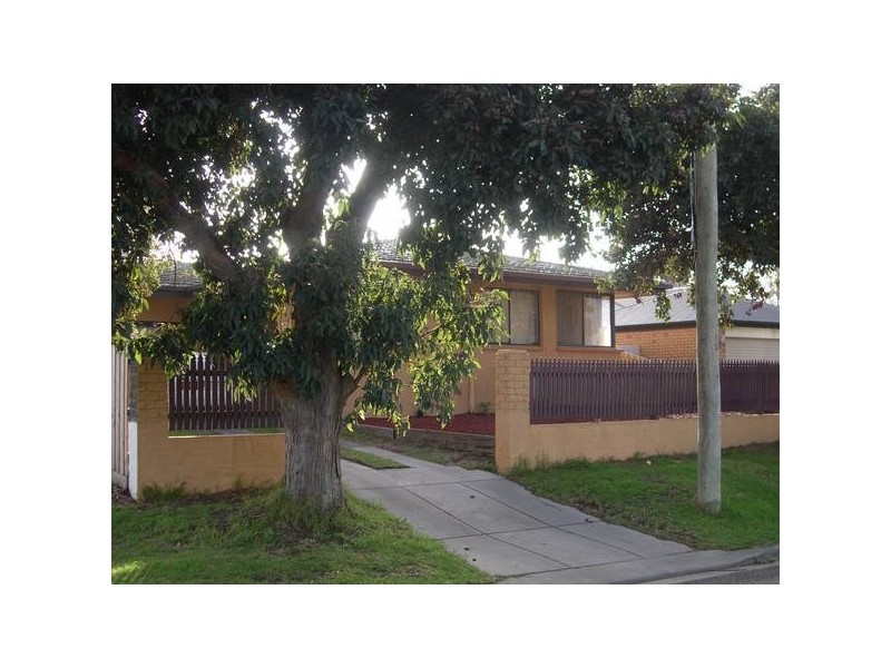 14 Coleman Crescent, Rosebud West VIC 3940